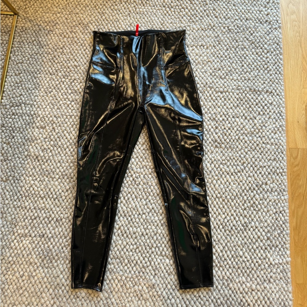 Spanx faux patent leather shiny leggings
